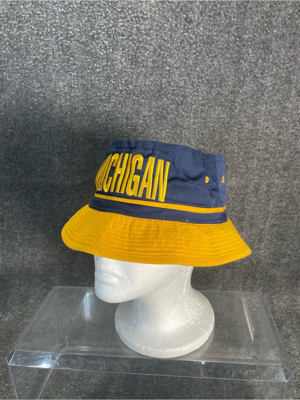 Vintage 1984 Michigan Wolverines The Signature Series Bucket Hat Size S/M